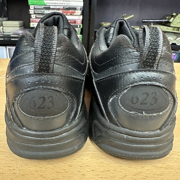 NEW BALANCE 623 Women’s Size 9 Black Leather Training Work Sneaker Shoes - Picture 5 of 6